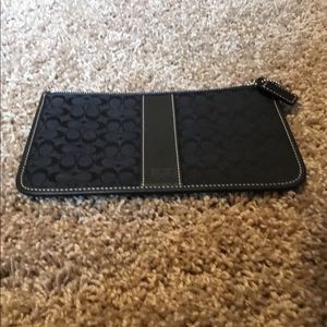 Coach zipper pouch/wallet